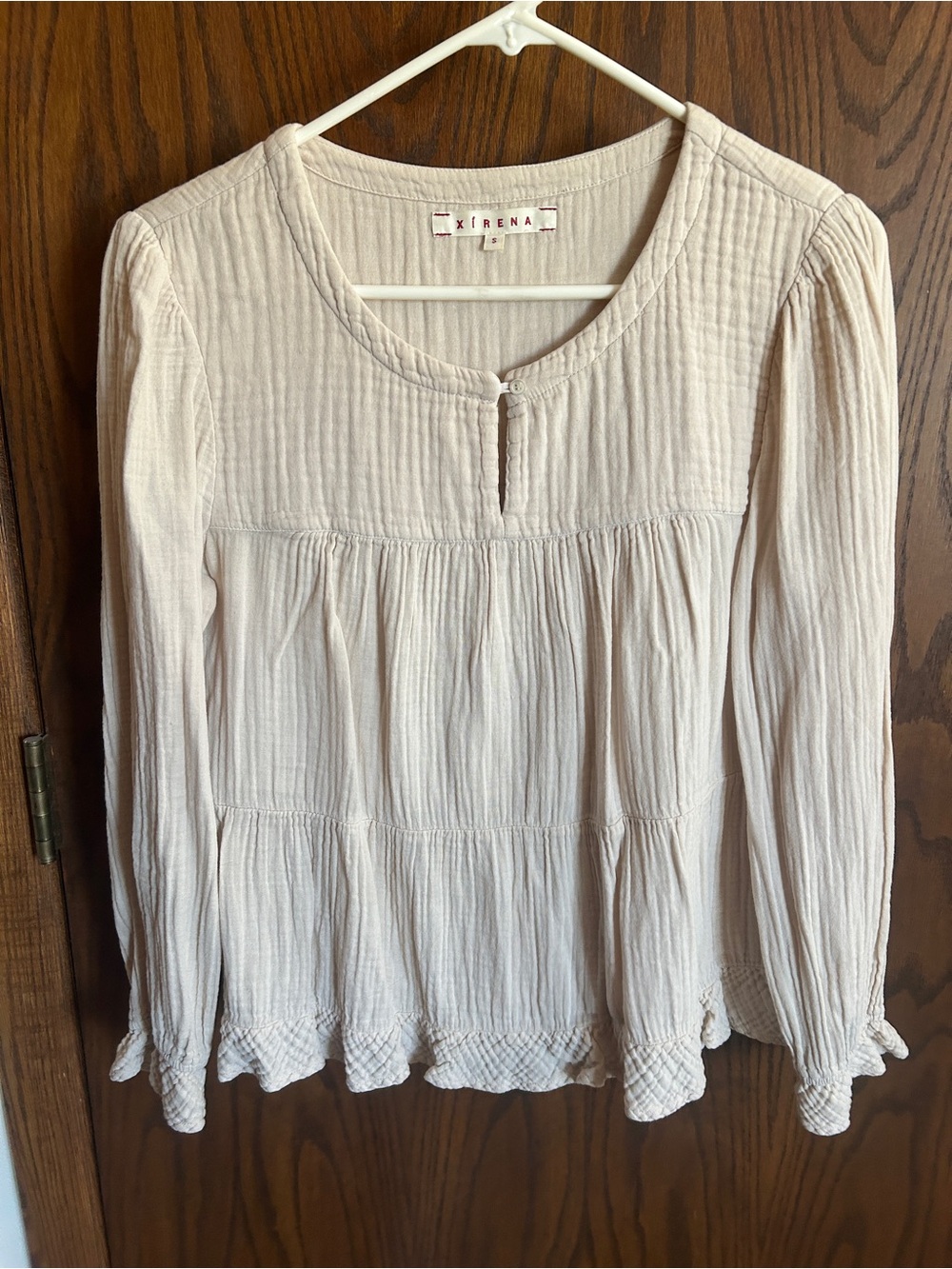 Xirena Cream Long-Sleeve Peasant Top